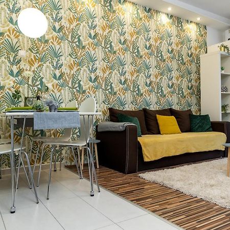 Wanderer Station Apartment Debrecen Ngoại thất bức ảnh