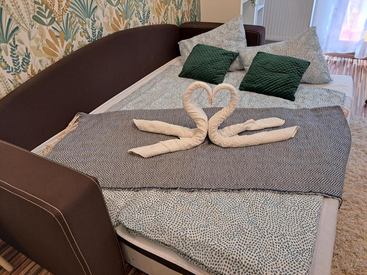 Wanderer Station Apartment Debrecen Ngoại thất bức ảnh