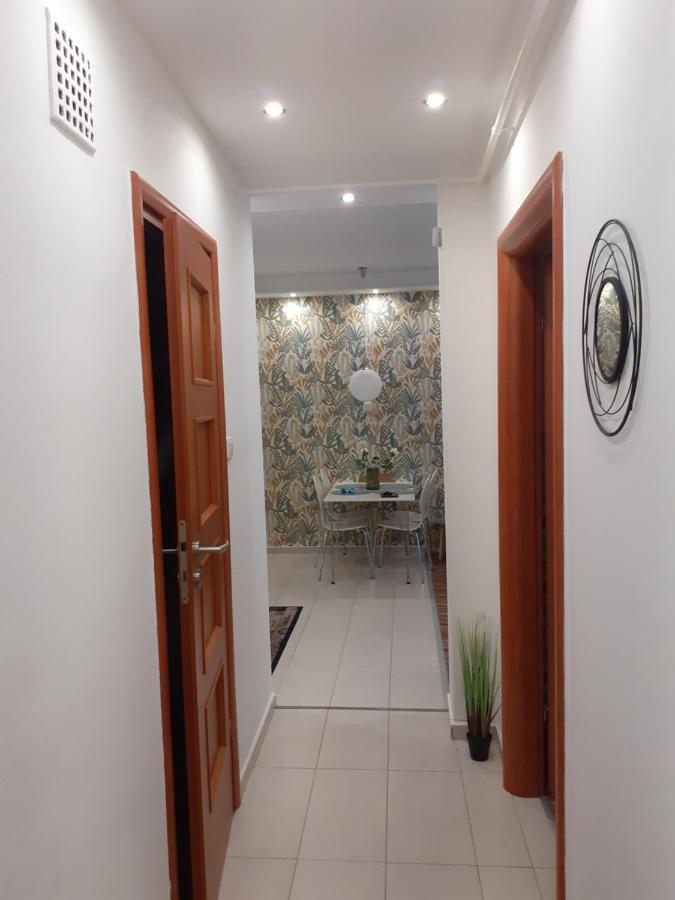 Wanderer Station Apartment Debrecen Ngoại thất bức ảnh