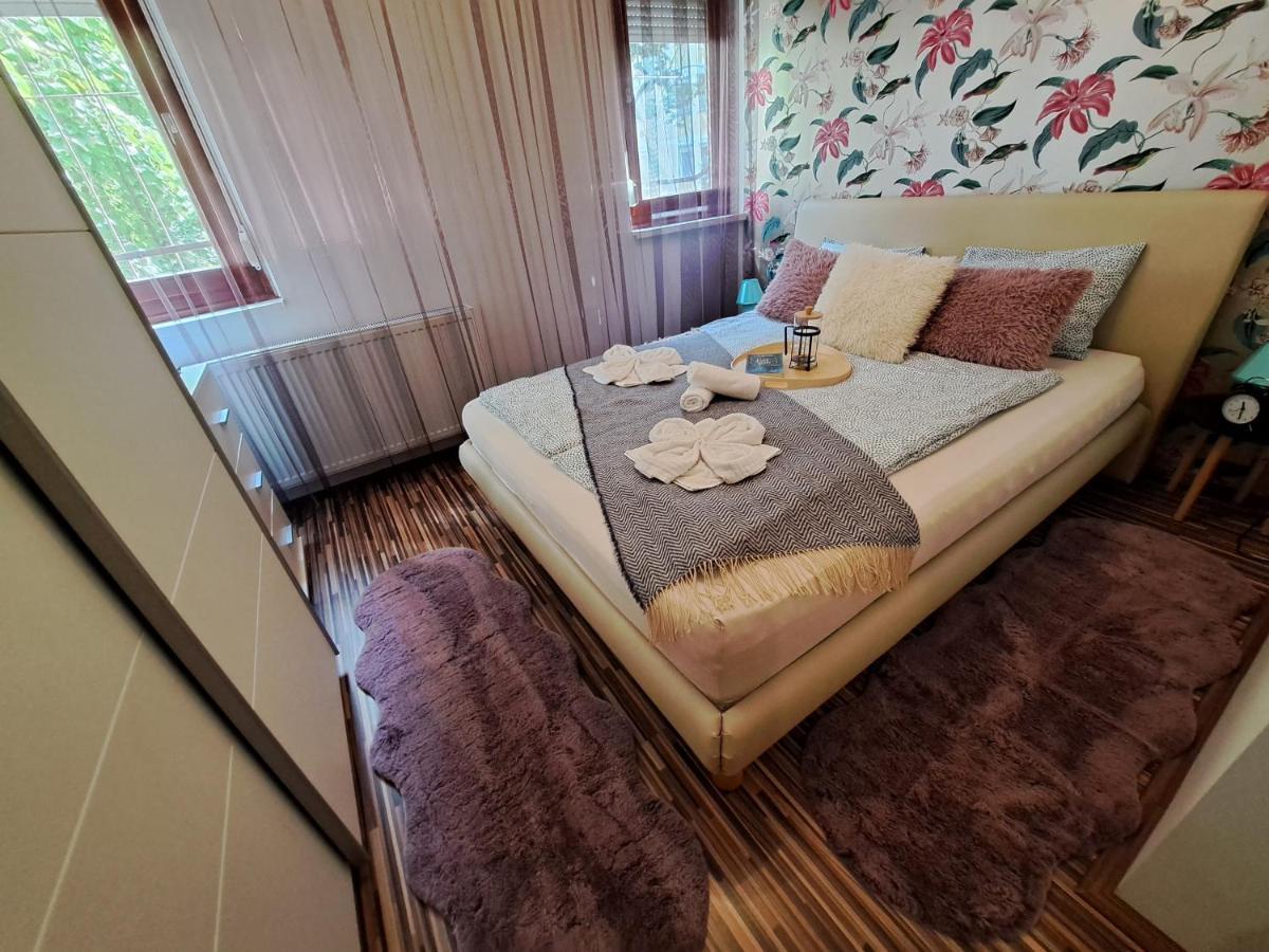 Wanderer Station Apartment Debrecen Ngoại thất bức ảnh
